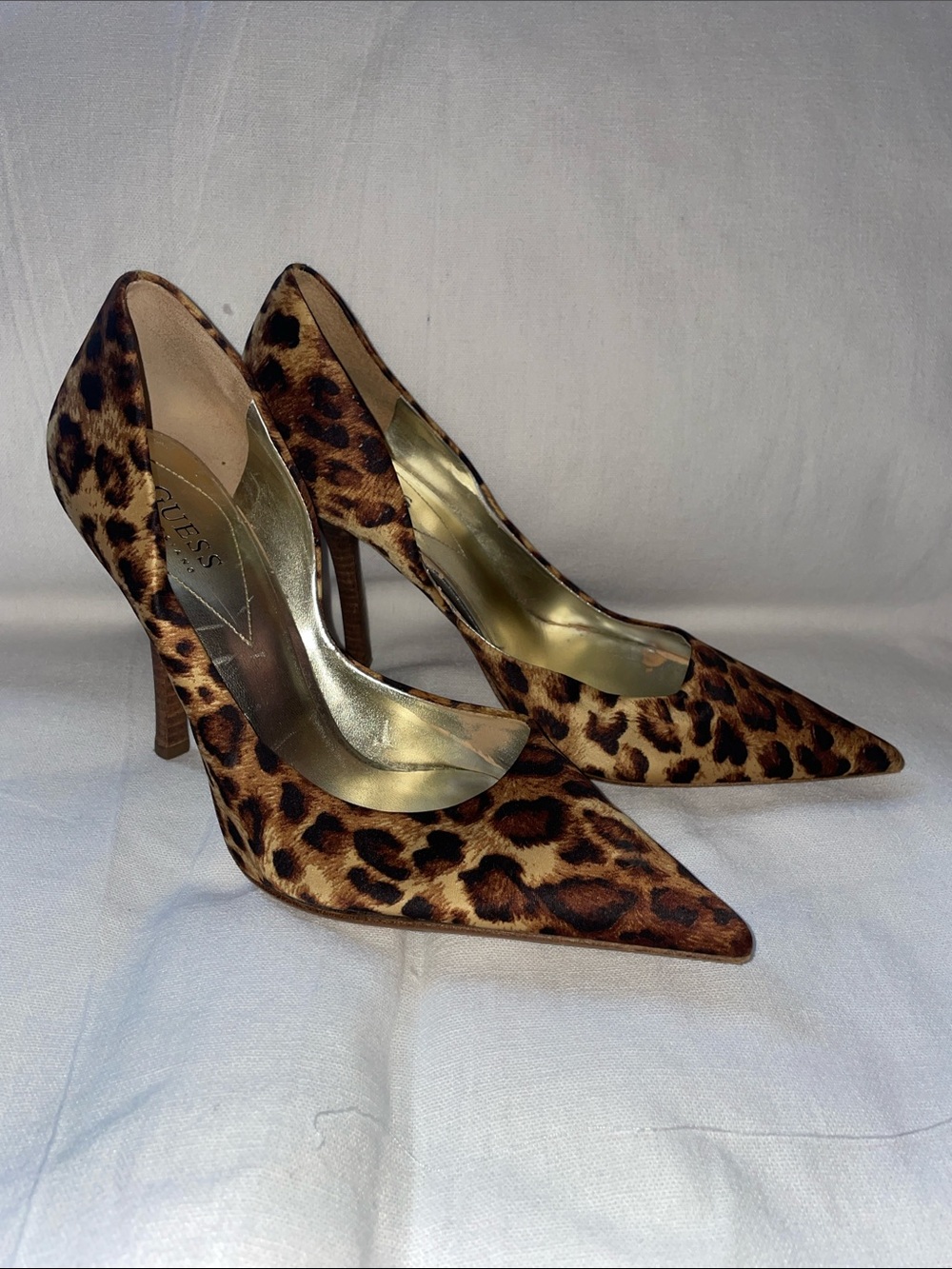 Guess Leopard-Print Pointed Toe Pumps - Brown/Gold • Sz 8